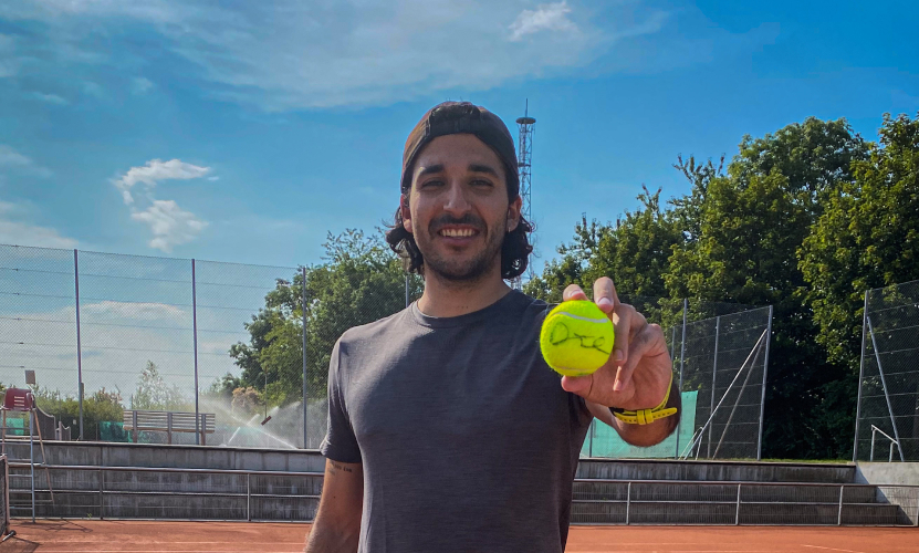 Tomas