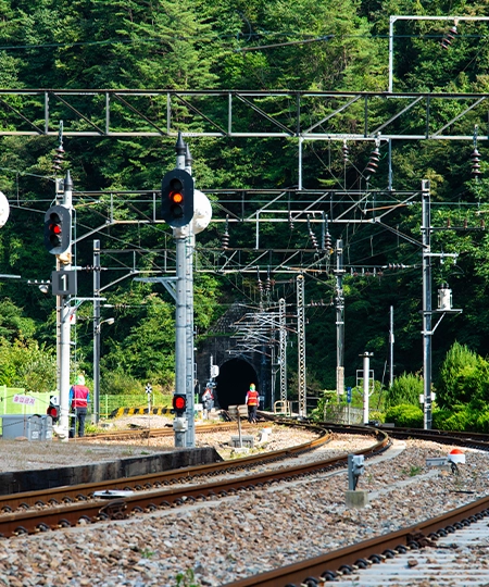 Beyond the Driverless Train: What It Takes to Build an Autonomous Rail Network