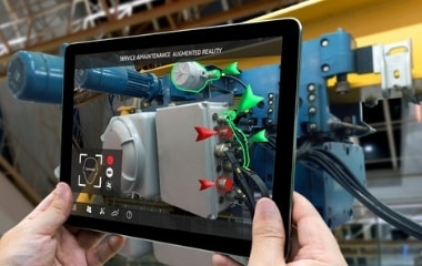 Augmented and virtual reality - A safe landing on the manufacturing floor?