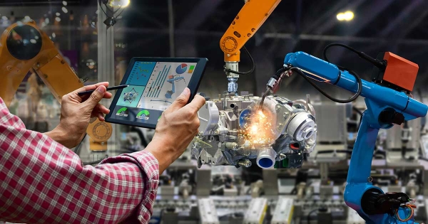 Connected PLM: Transforming Next-Gen Product Development